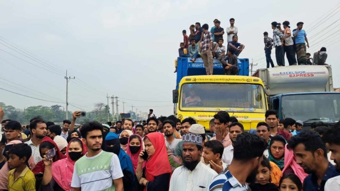 হাতির আক্রমণে শিশুর মৃত্যু, লাশ নিয়ে সড়ক অবরোধ